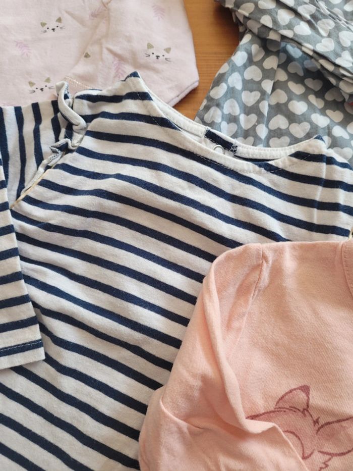 Lot 6 t-shirts / blouses - photo numéro 5