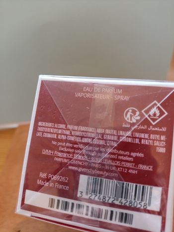 L'interdit rouge de Givenchy 80ml