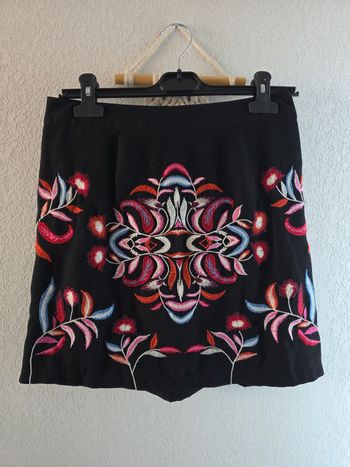 Jolie jupe noire vero moda taille m