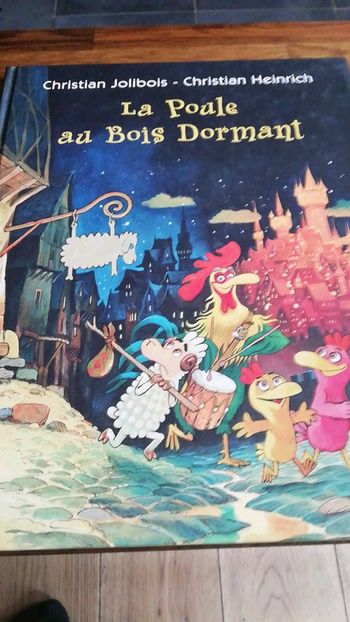 Livre la poule au bois dormant