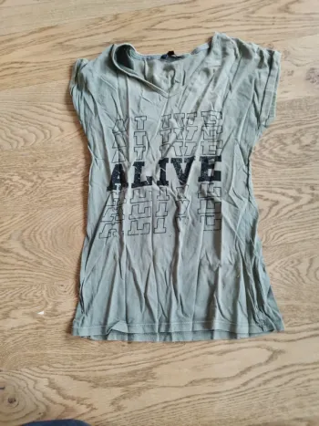 T-shirt kaki
