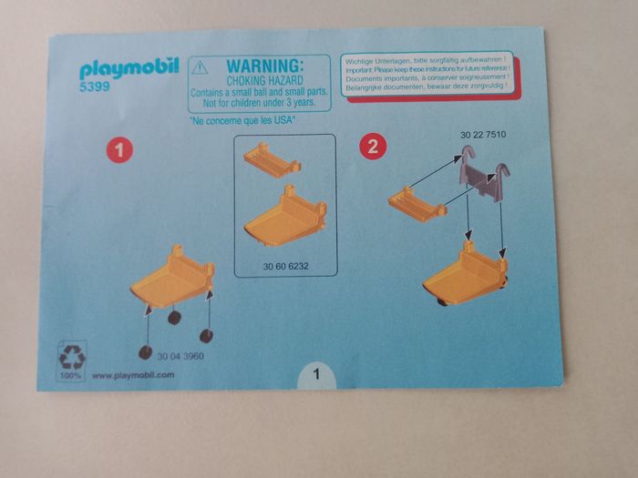 Playmobil Famille de vacanciers et la borne d'enregistrement. - photo numéro 3