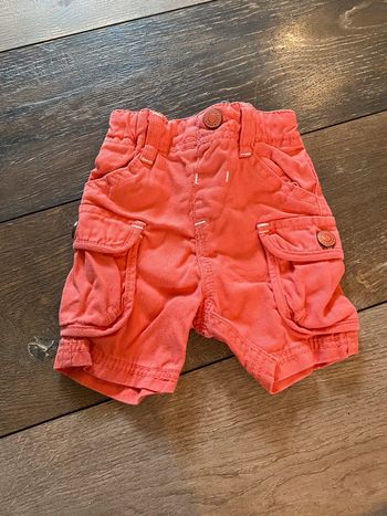 Petit short tape à l’œil 3 mois corail