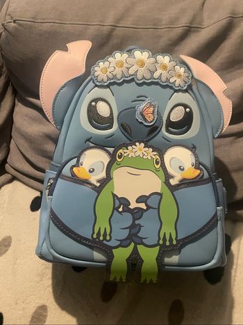 Loungefly  stitch grenouille