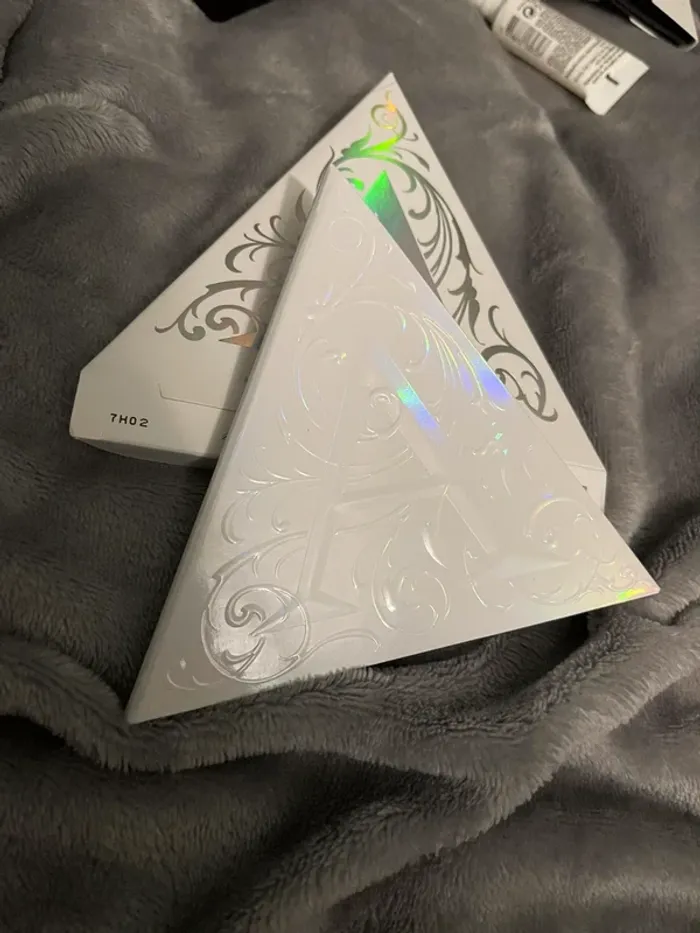 palette enlumineur visage et yeux Kat Von D - photo numéro 2