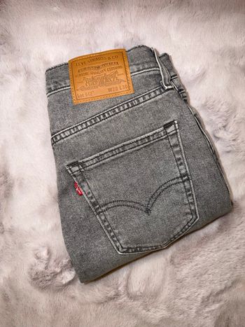 Jean Levi’s Gris Taille W28 L30 – Coupe Slim