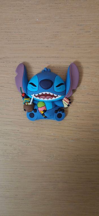 Magnet stitch glaces disney parc