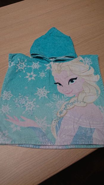 Cape de bain reine des neiges Elsa