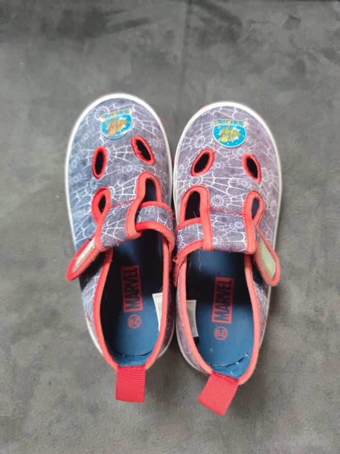 Paire de basket sneakers spiderman marvel pointure 29 - photo numéro 6