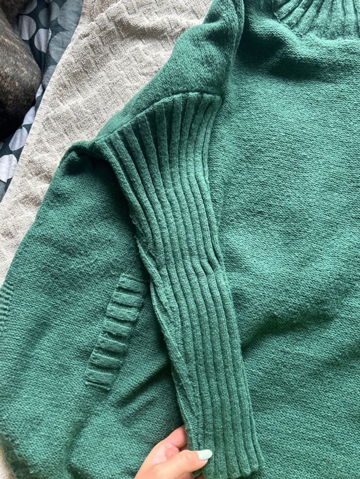Pull vert - photo numéro 3
