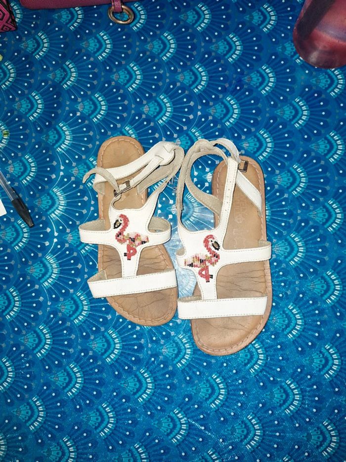 Sandale flamant rose 33