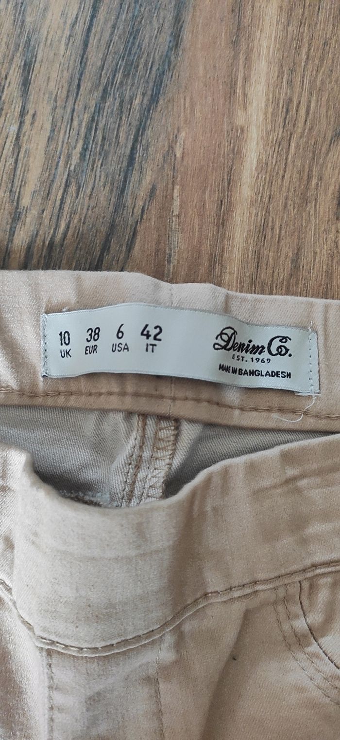 Pantalon beige - photo numéro 3