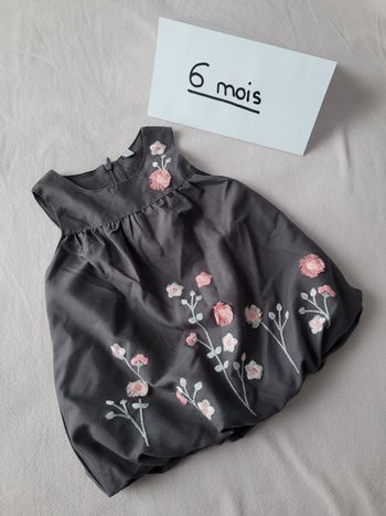Robe 6mois