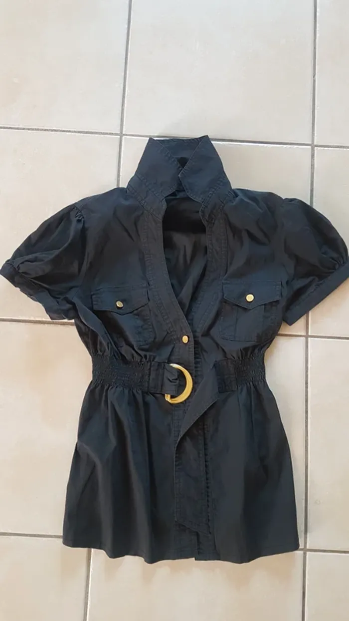Très joli haut