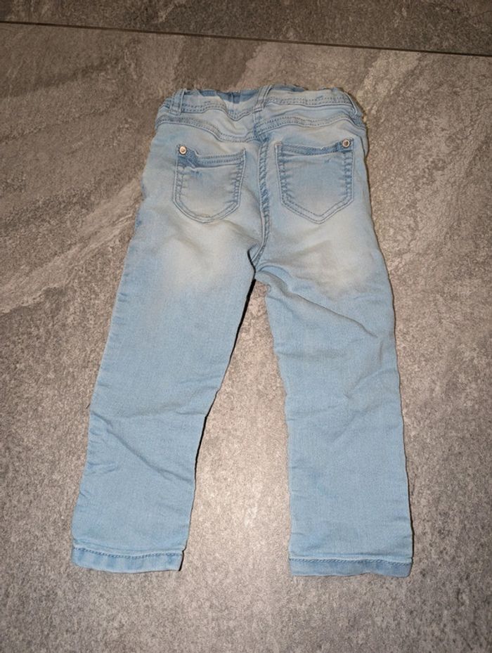 Pantalon jean bébé fille 18/24 mois - photo numéro 2