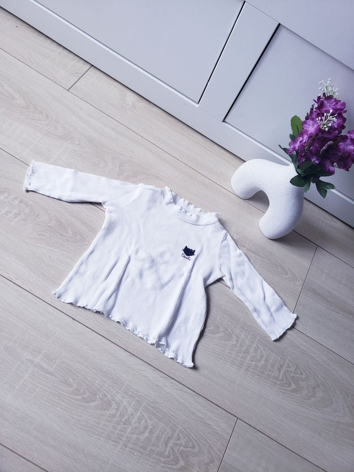 Teeshirt 🎀 Creeks 9 mois 3€