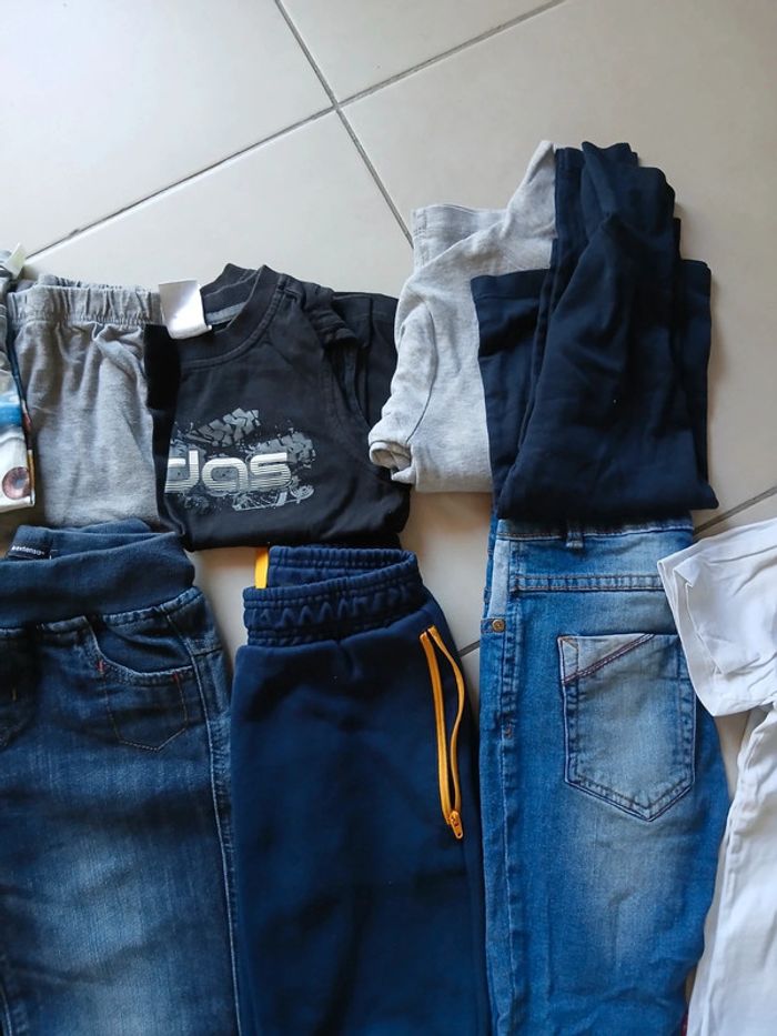 Lot vêtements garçon 8/10 ans - photo numéro 3
