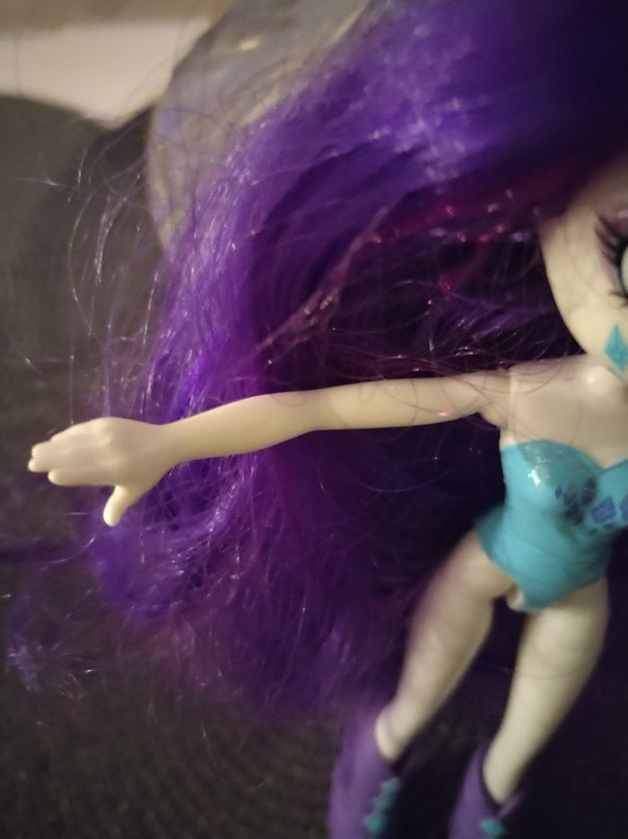 Poupée articulée de 23cm "Little poney Equestria Girls Rarity Hasbro" - photo numéro 7