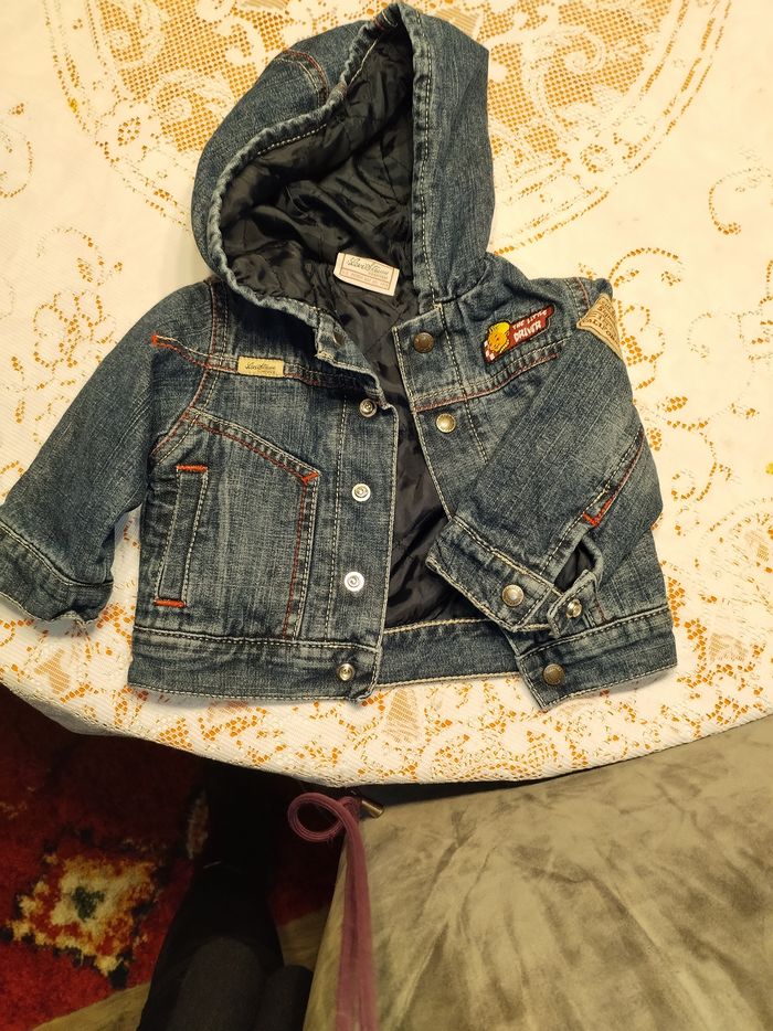 Veste en jean avec capuche