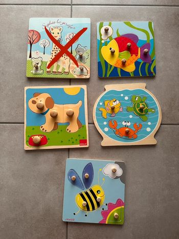 Puzzle bouton en bois premier âge