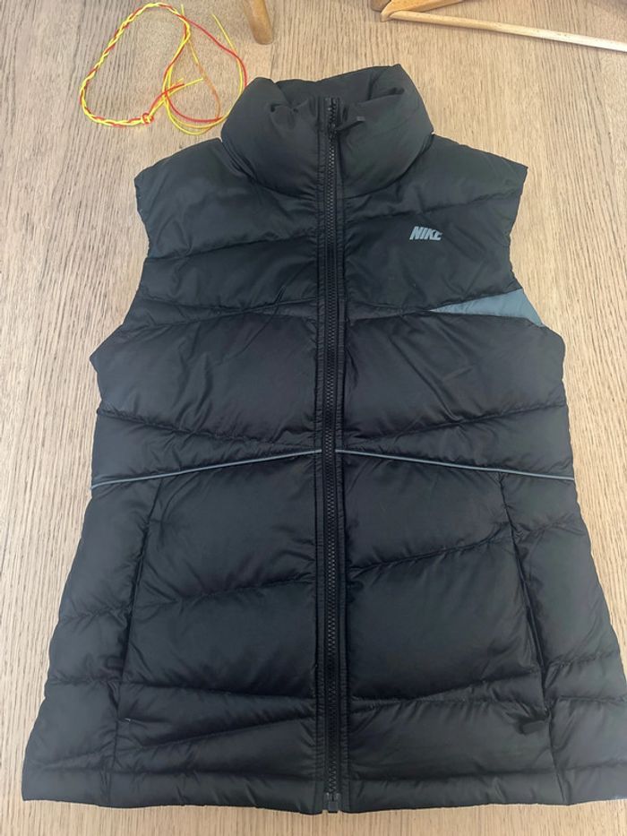 Doudoune sans manche Nike taille S