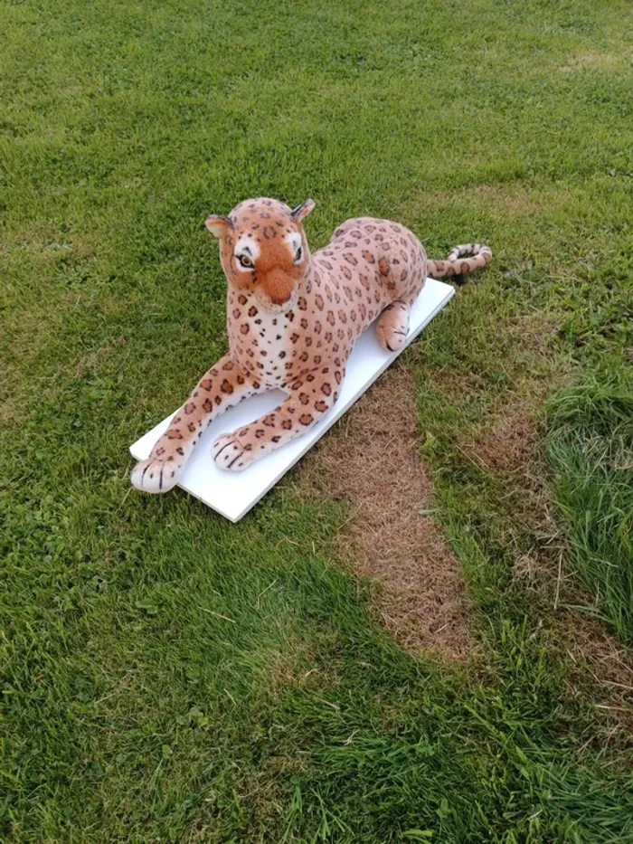 Peluche léopard 130 cm - photo numéro 2