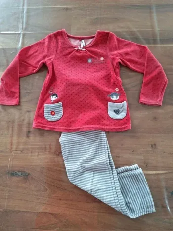 Pyjama velours rouge et gris 2 pièces fille Orchestra 4 ans
