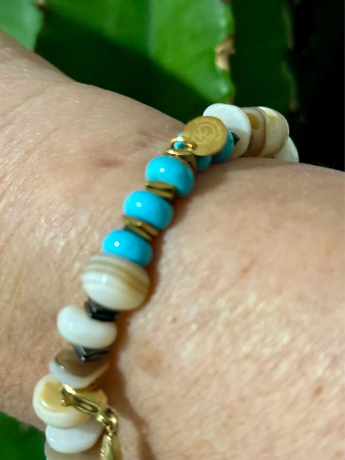 Bracelet grigri réglable habaha Paris/Red sun pierres or blanches turquoise charms - photo numéro 8