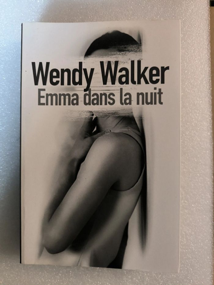 Emma dans la nuit