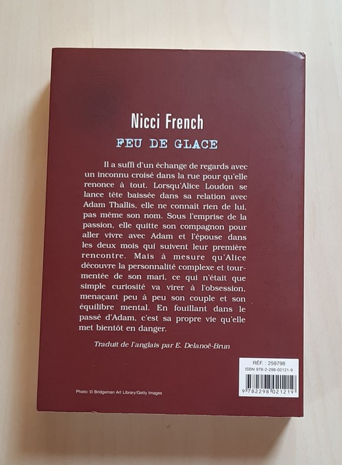 Feu de glace de Nicci French - photo numéro 2