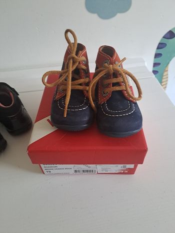 Chaussures kickers taille 19 jamais portées