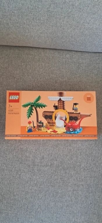 Lego pirate ship playground 40589
