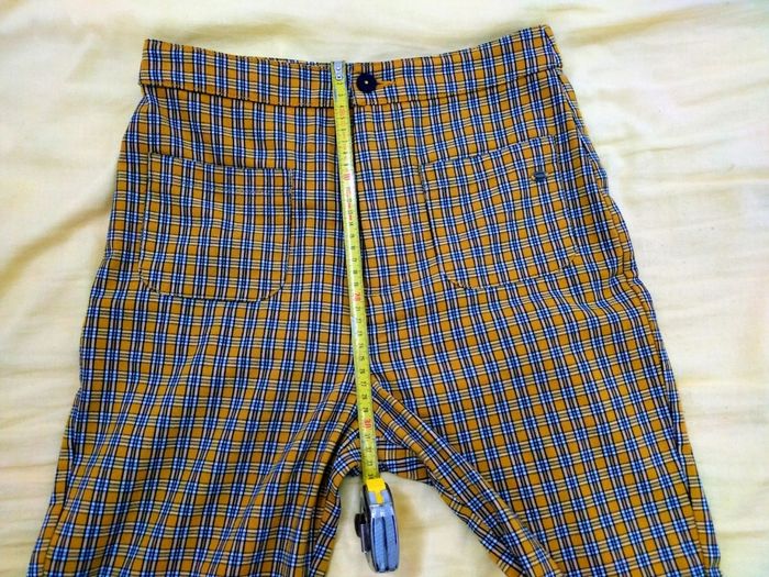 Pantalon à carreaux femme moutarde et noir taille M/38  marque PULL & BEAR - photo numéro 7