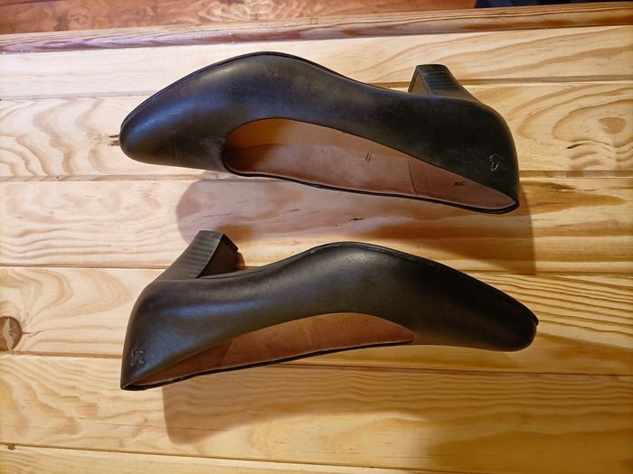 Escarpins en cuir noir Caprice - talon 5,5 cm - pointure 39 - photo numéro 2