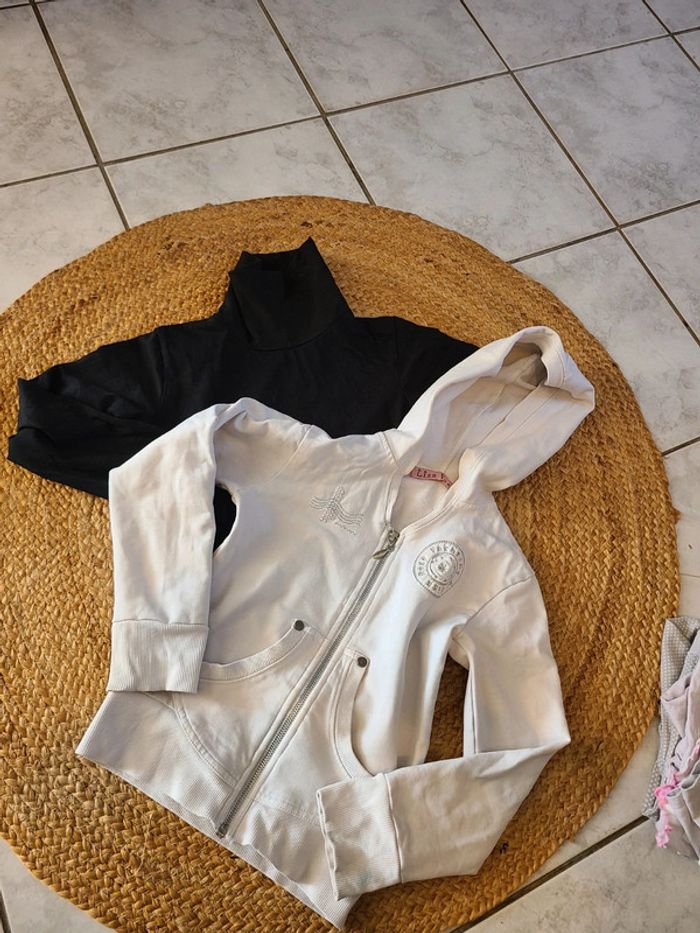 Lot vêtements fille 8 ans - photo numéro 3