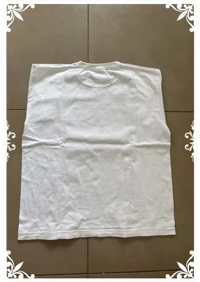 🎨 T-shirt “Artistes en herbe” Taille 8 ans Édition Mona Lisa remixée ! 🎨 - photo numéro 5