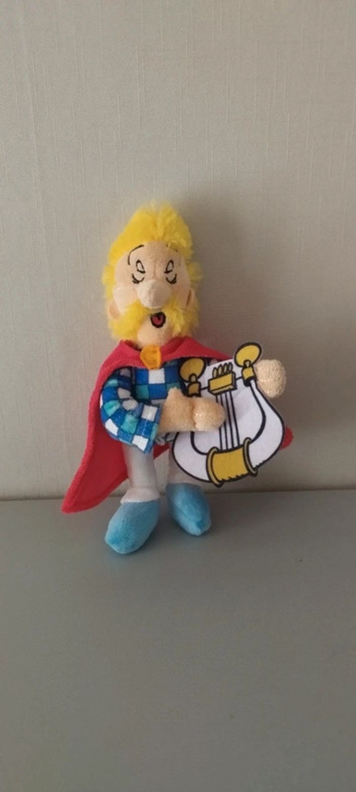 Peluche Assurancetourix
