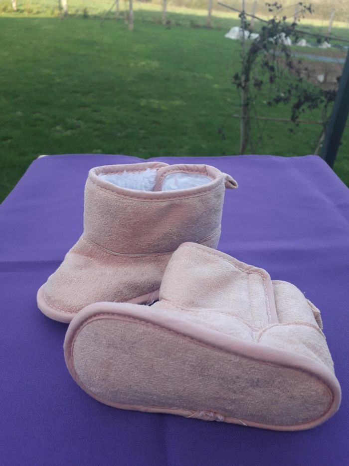 Bottes rose bébé filles pointure 17 - photo numéro 2