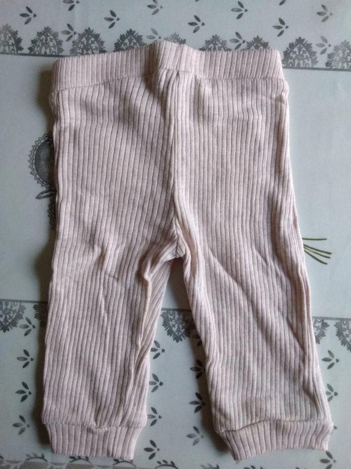 Pantalon. Kiabi,taille 12 mois - photo numéro 3