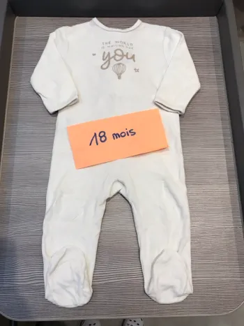 Pyjama beige montgolfière Kiabi 18 mois 🦊