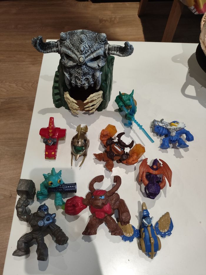 Lot Gormiti et Skylanders