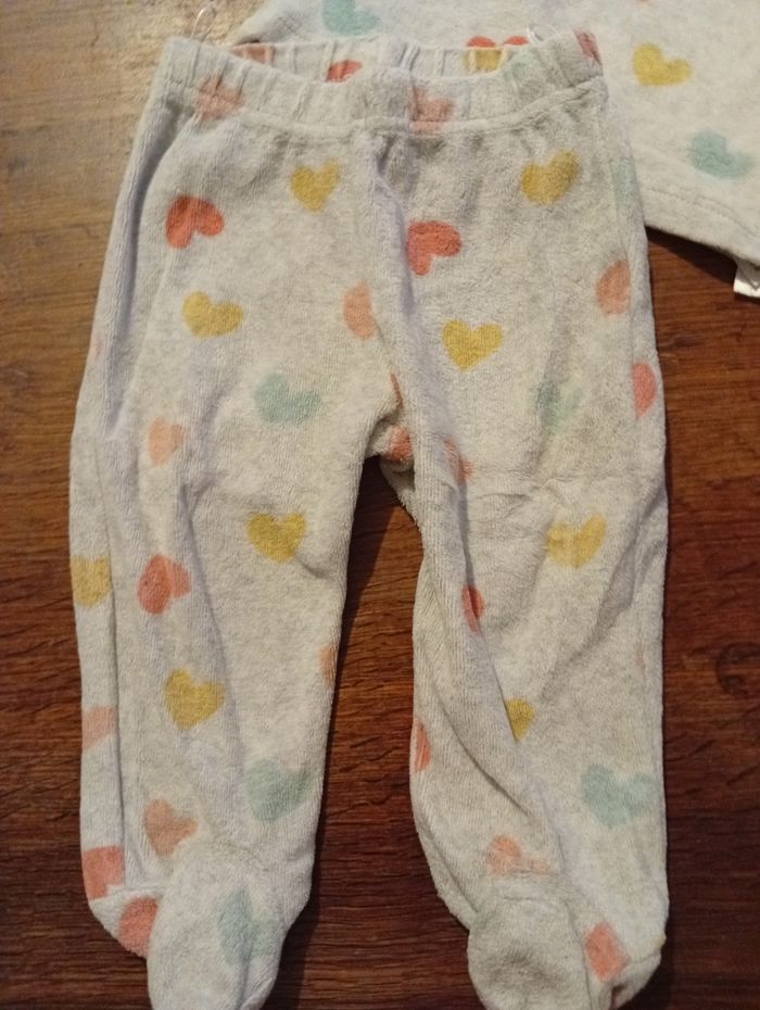 Pyjama taille 6 mois - photo numéro 2