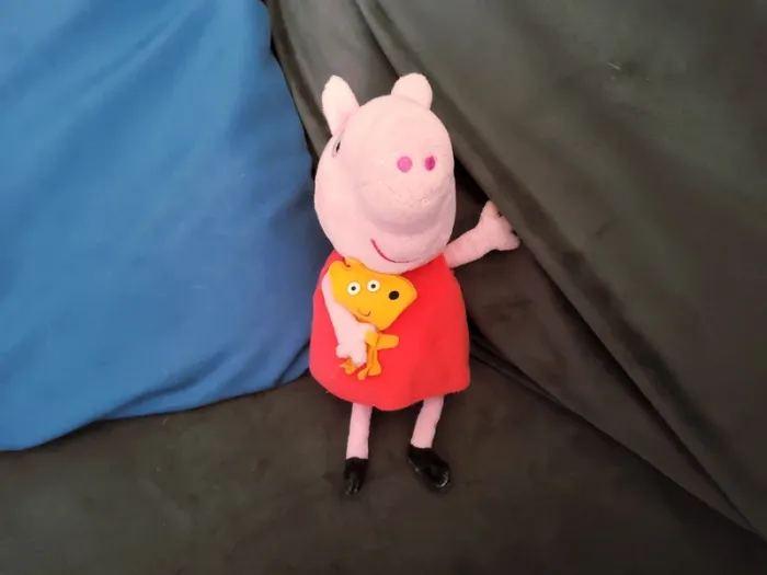 Peluche Peppa Pig 27cm - photo numéro 2