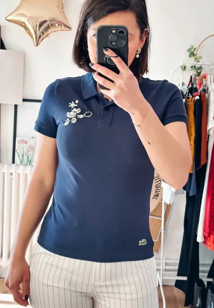 Polo Lacoste bleu collection limitée Disney bleu taille 36 - photo numéro 2