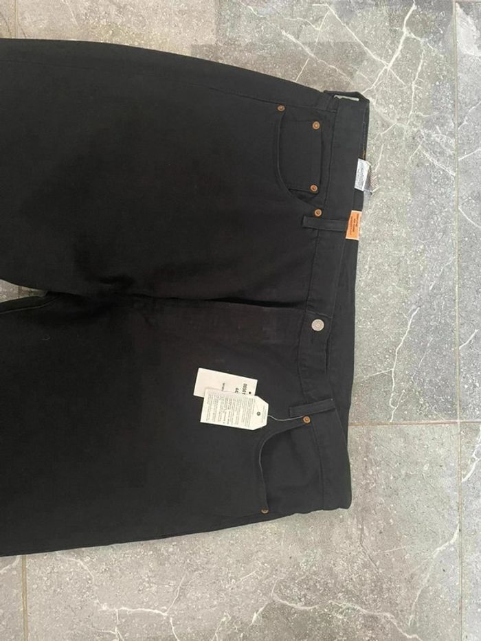 Pantalon/ Jeans levis 501 W44 L34 (4XL) - photo numéro 2