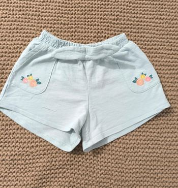 Short fille 4 ans - tape a l'oeil
