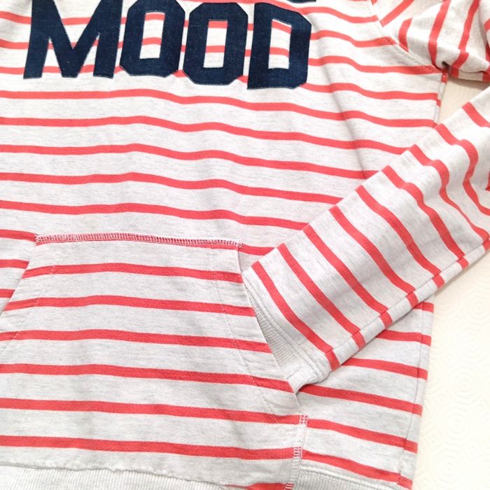 Sweat a Capuche Okaïdi Gris Clair a Rayures. Taille 14 ans 164 cms. 100% coton - photo numéro 3