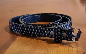 Ceinture noire avec des strass, femme, 90 cm