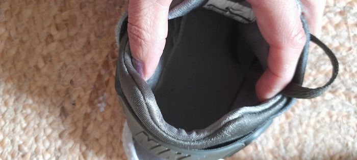 Basket Nike Huarache kaki - photo numéro 14