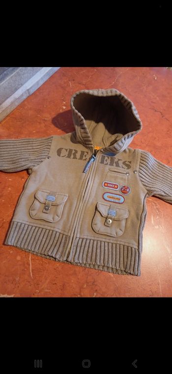 Veste bébé taille 6 mois